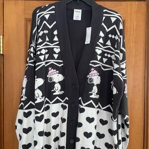 Snoopy Peanuts Black and White Cardigan Sweater size XL new with tags